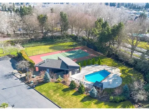 165 N Lotus Beach Drive Portland OR 97217