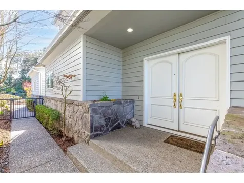 165 N Lotus Beach Drive Portland OR 97217