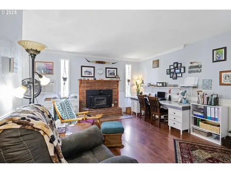 4635 Daisy Street Springfield OR 97478