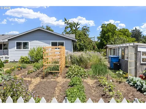 4635 Daisy Street Springfield OR 97478
