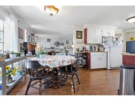4635 Daisy Street Springfield OR 97478