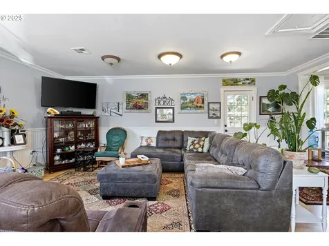 4635 Daisy Street Springfield OR 97478