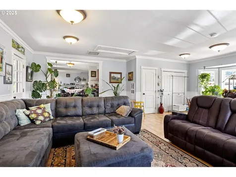 4635 Daisy Street Springfield OR 97478