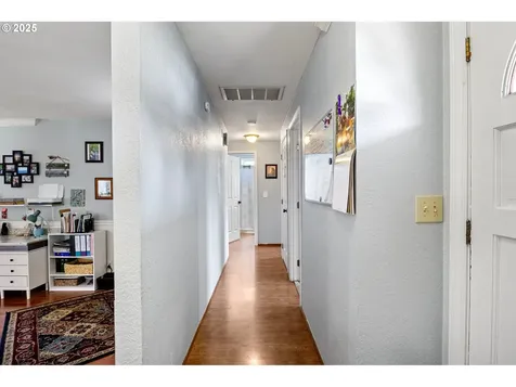 4635 Daisy Street Springfield OR 97478