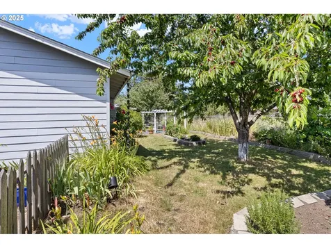 4635 Daisy Street Springfield OR 97478