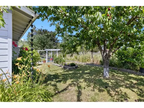 4635 Daisy Street Springfield OR 97478