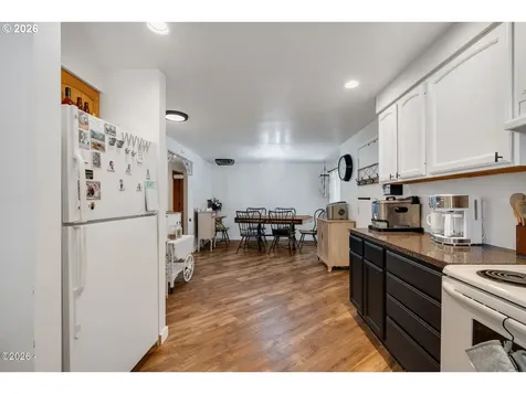 1202 N 1st Avenue Rockaway Beach OR 97136
