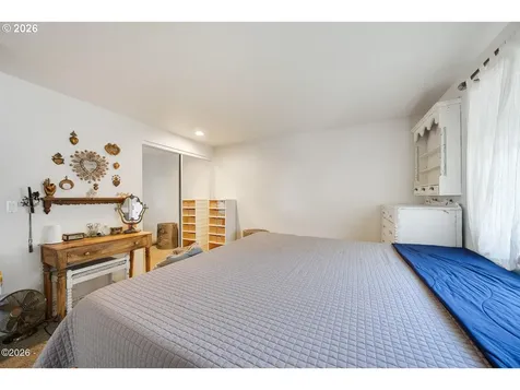 1202 N 1st Avenue Rockaway Beach OR 97136