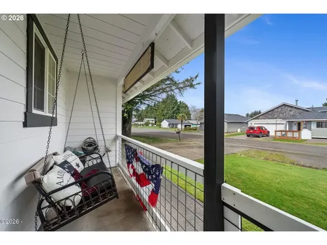 1202 N 1st Avenue Rockaway Beach OR 97136