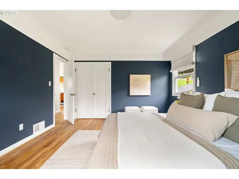 8609 SW 61st Avenue Portland OR 97219