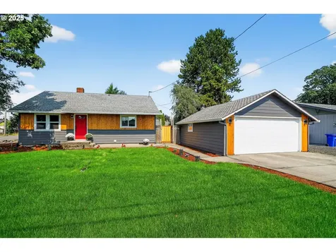 1306 N Clark Street Cornelius OR 97113