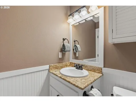 1233 SW Coast Avenue Lincoln City OR 97367
