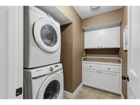 1233 SW Coast Avenue Lincoln City OR 97367