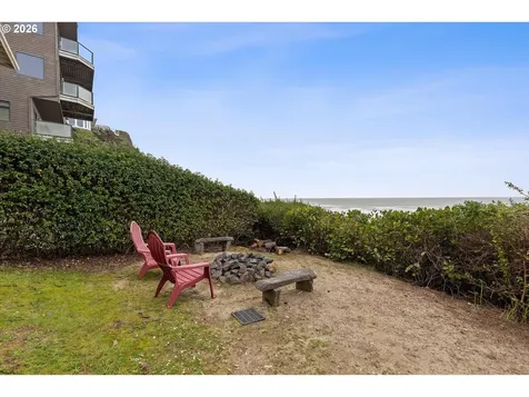 1233 SW Coast Avenue Lincoln City OR 97367