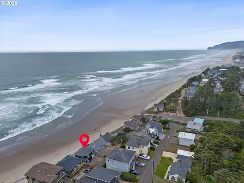 1233 SW Coast Avenue Lincoln City OR 97367