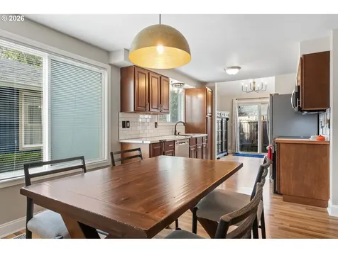 319 NE Hyde Circle Hillsboro OR 97124
