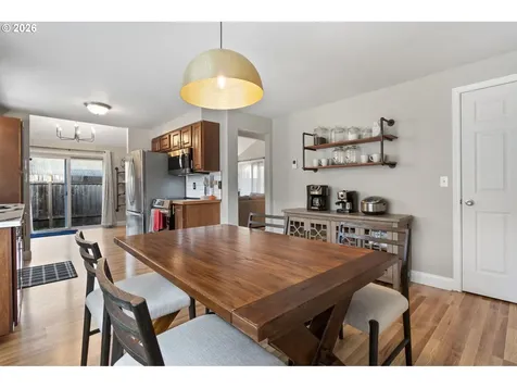 319 NE Hyde Circle Hillsboro OR 97124