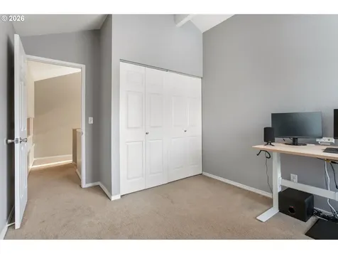319 NE Hyde Circle Hillsboro OR 97124