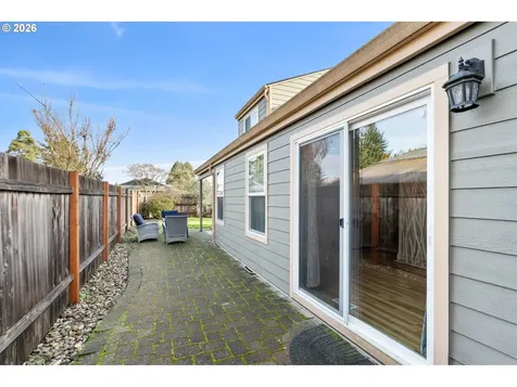 319 NE Hyde Circle Hillsboro OR 97124