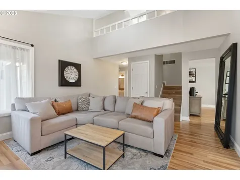 319 NE Hyde Circle Hillsboro OR 97124