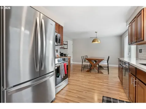 319 NE Hyde Circle Hillsboro OR 97124