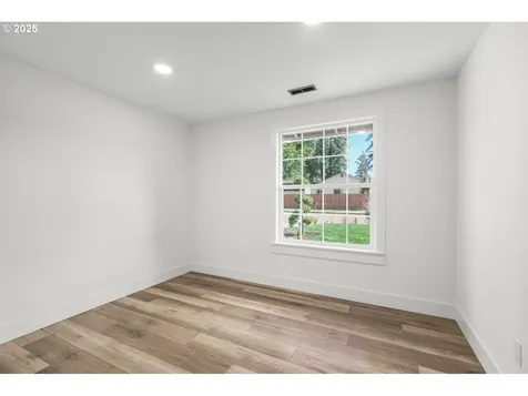 15204 NE 42nd Street Vancouver WA 98682