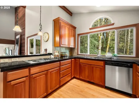 150 SW 68th Avenue Portland OR 97225