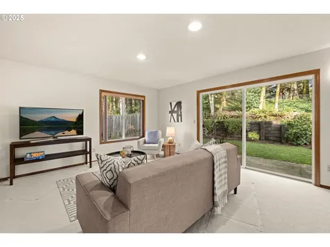 150 SW 68th Avenue Portland OR 97225