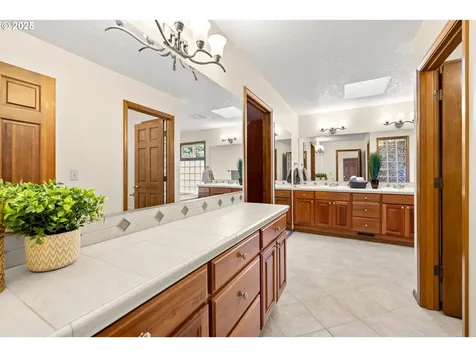 150 SW 68th Avenue Portland OR 97225