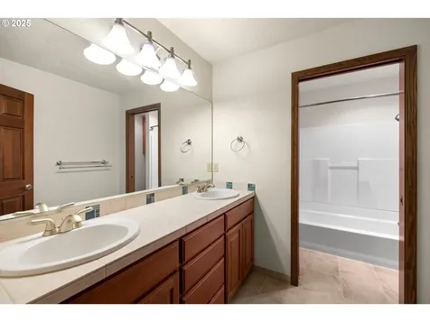 150 SW 68th Avenue Portland OR 97225