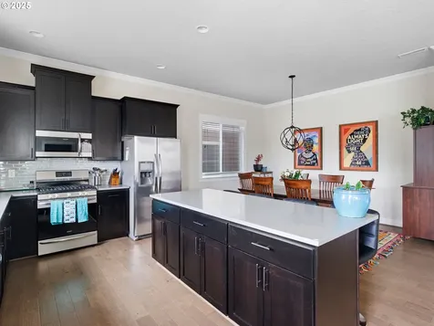 16894 SW Snowdale Street Beaverton OR 97007