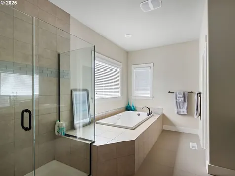 16894 SW Snowdale Street Beaverton OR 97007