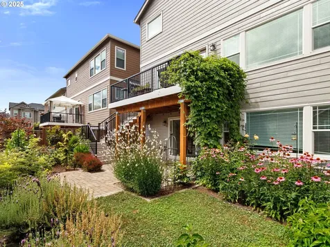 16894 SW Snowdale Street Beaverton OR 97007