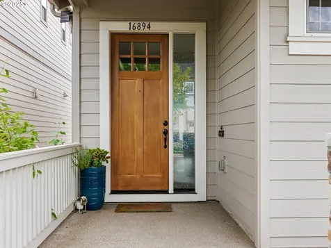 16894 SW Snowdale Street Beaverton OR 97007