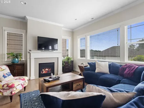 16894 SW Snowdale Street Beaverton OR 97007