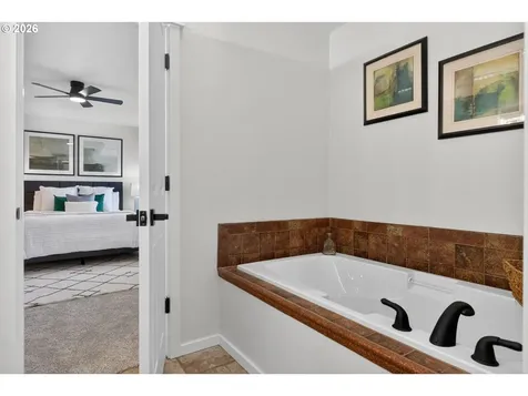 7147 NE Stonewater Street Hillsboro OR 97124