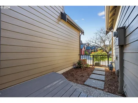 7147 NE Stonewater Street Hillsboro OR 97124
