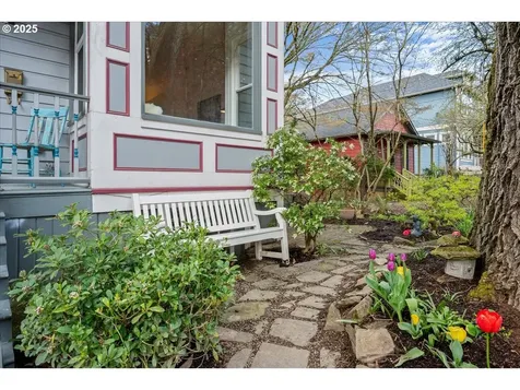 3203 SE 25th Avenue Portland OR 97202