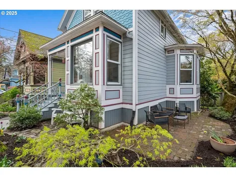 3203 SE 25th Avenue Portland OR 97202