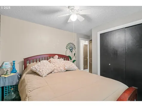 1603 SE Beaver Creek Lane Troutdale OR 97060