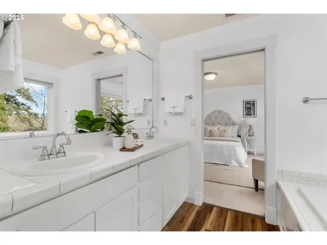 15695 SW Brighton Court Beaverton OR 97007