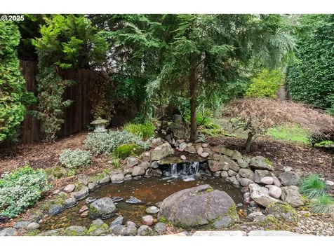 15695 SW Brighton Court Beaverton OR 97007