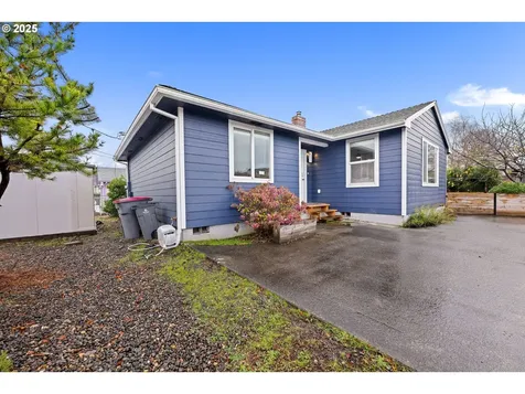 321 N Holladay Drive Seaside OR 97138
