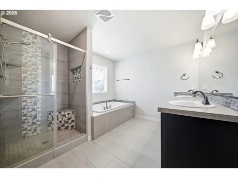 4704 NE 109th Street Vancouver WA 98686