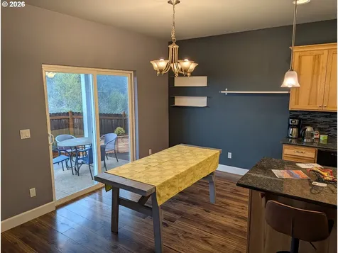 609 NE Megan Drive Estacada OR 97023