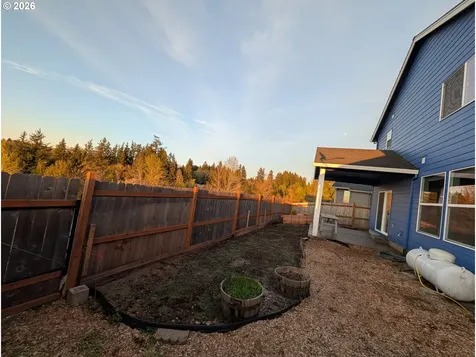 609 NE Megan Drive Estacada OR 97023