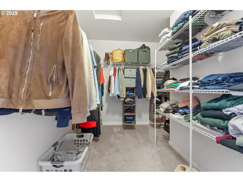 8550 SW Schmidt Loop Portland OR 97224