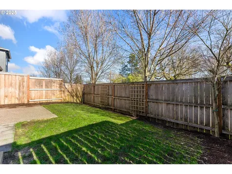 8550 SW Schmidt Loop Portland OR 97224