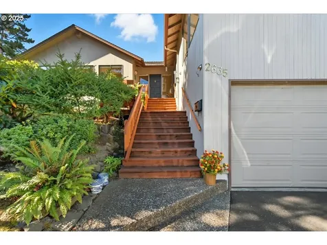 2635 SW Sherwood Place Portland OR 97201