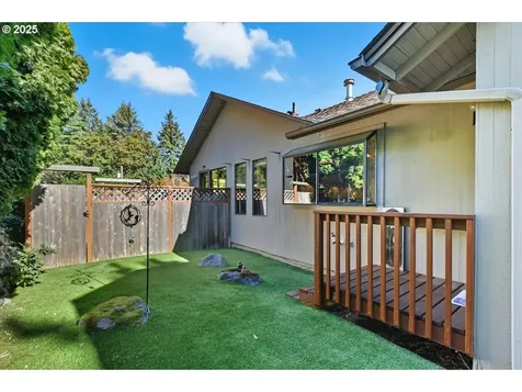 2635 SW Sherwood Place Portland OR 97201